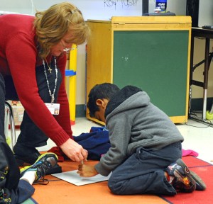 Miss McKay, Diego Salazar