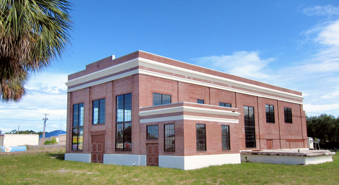 In a meeting open to the public, City officials with gather Wednesday at 10:30 to consider three proposal for developing the old diesel plant site in downtown Vero Beach. Two developers believe the site is ideal for a microbrewery and restaurant. A third developer is proposing to create an art center.