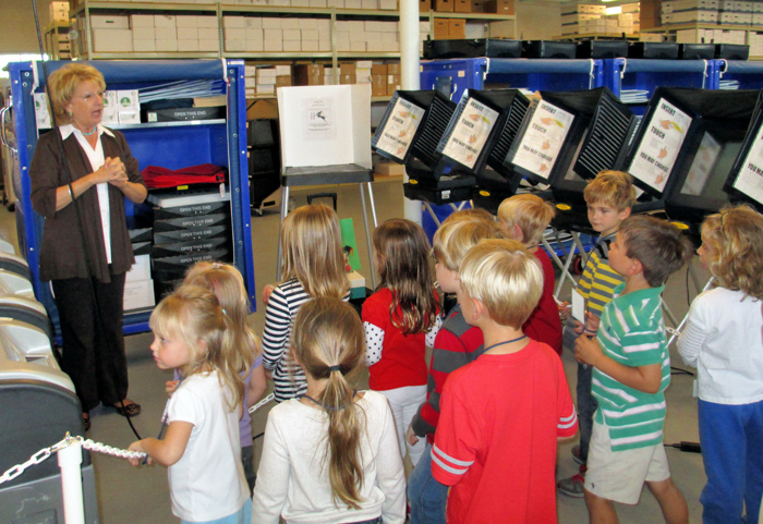 School children tour the Supervisor of Elections Office