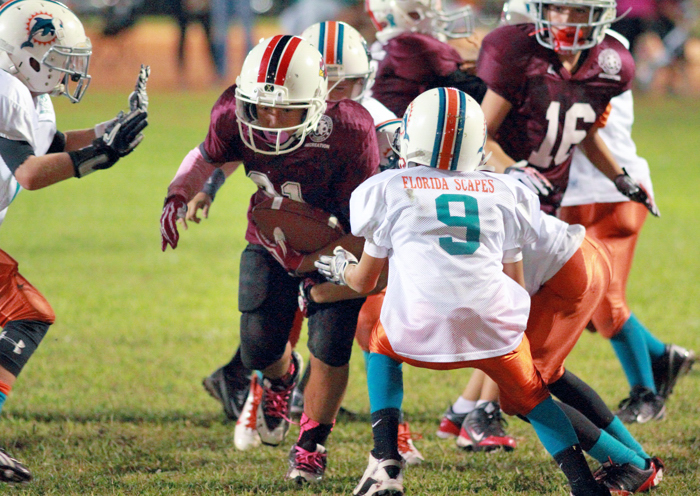 Football - rectackle0413e-B